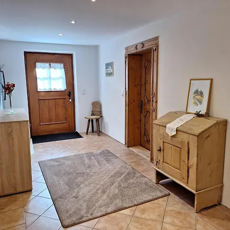 Familie Weissenbach Apartment Elbigenalp